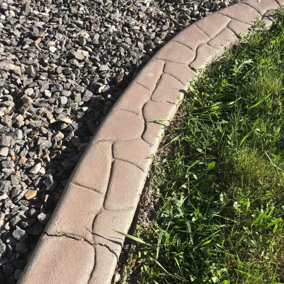 utah-county-decorative-concretef-curbing-contractor-stains-stamps